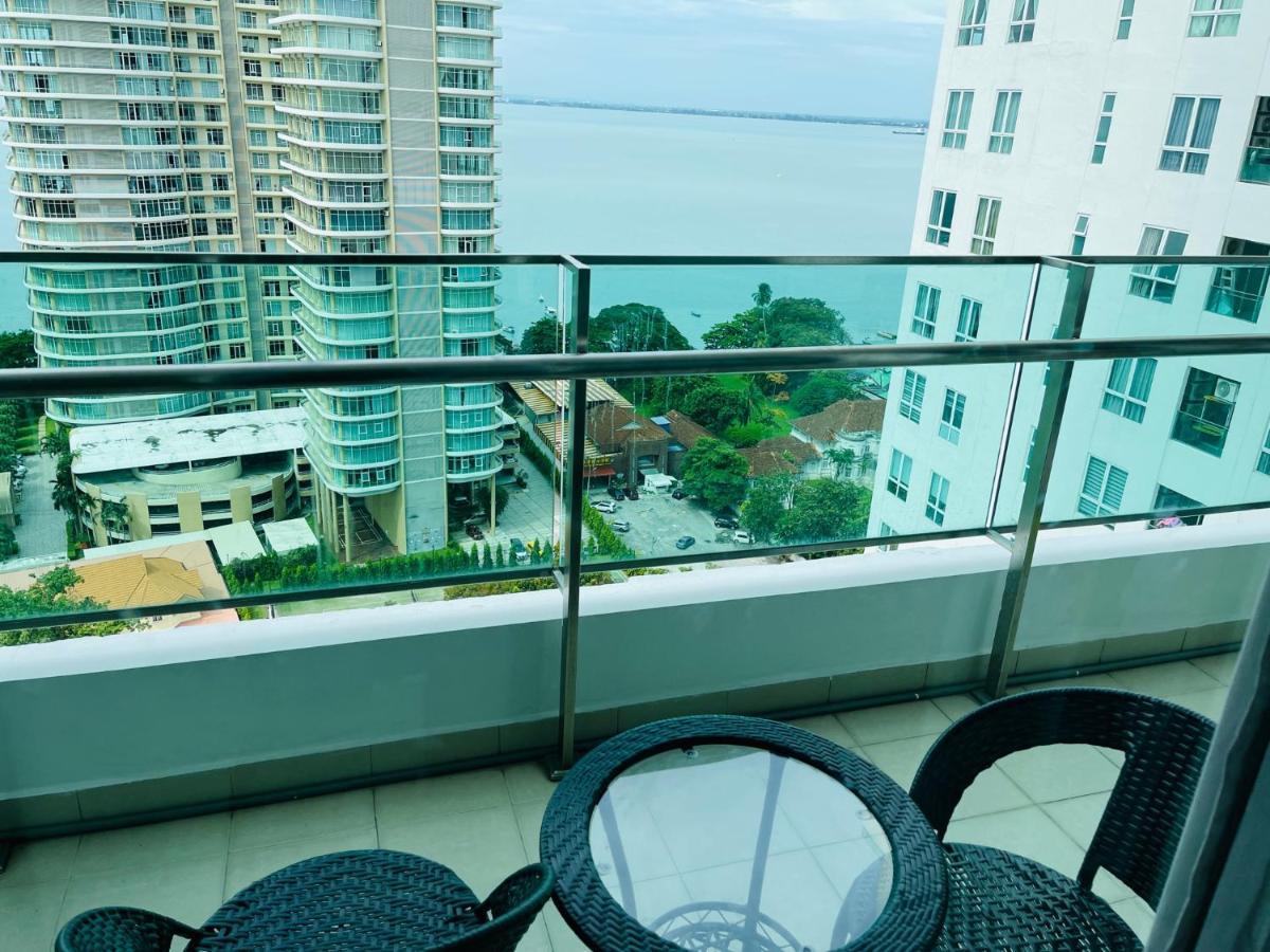 Hejmo Suites George Town Extérieur photo